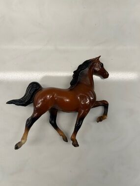 2 Vintage Breyer horses 1970s